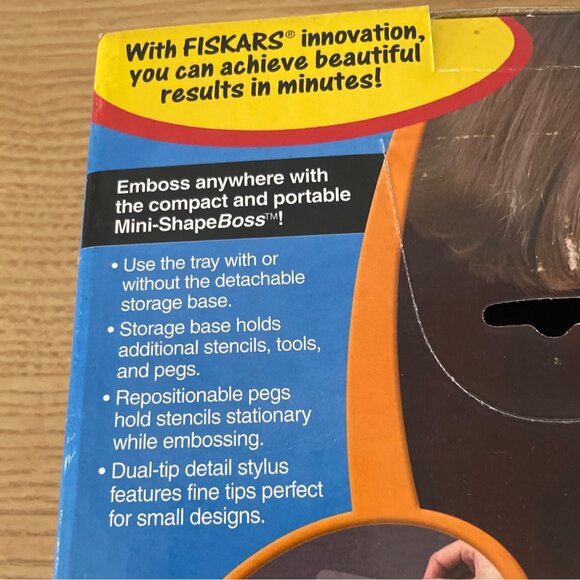 Fiskars Mini-ShapeBoss Portable Embossing System Cards Scrapbook w Stencils Tool - Picture 7 of 9